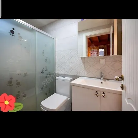 Linatreehouse Hotel 4*